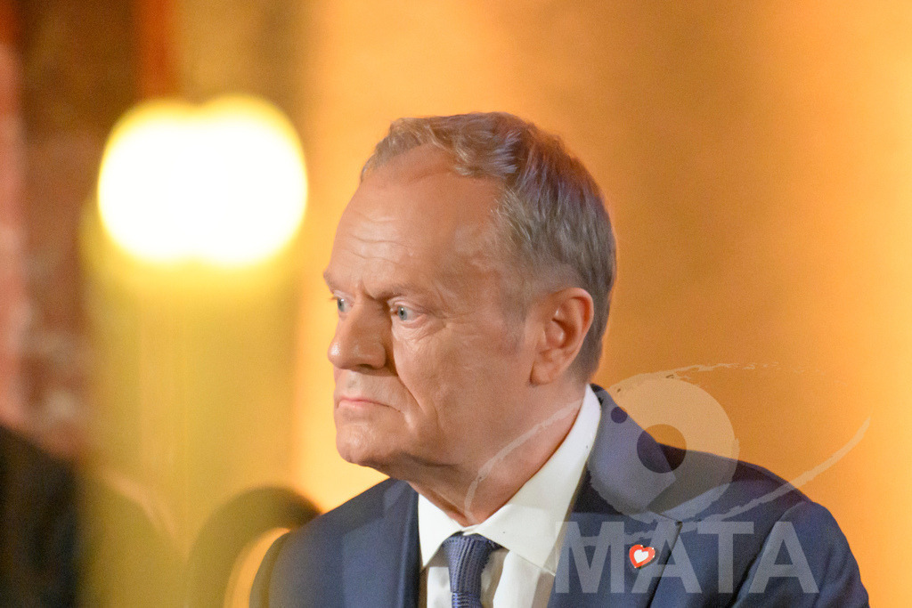 _DWA0792 | Politiker Donald Tusk (Civic Coalition), Ministerpräsident der Republik Polen, in der Müchner Residenz bei der Verleihung des Ewald-von-Kleist-Preis. Der diesjährige Ewald-von-Kleist-Preis wird am Rande der Münchner Sicherheitskonferenz 2026 an das ukrainische Volk vergeben. München, 14.02.2026 Bayern Deutschland - Realisiert mit Pictrs.com