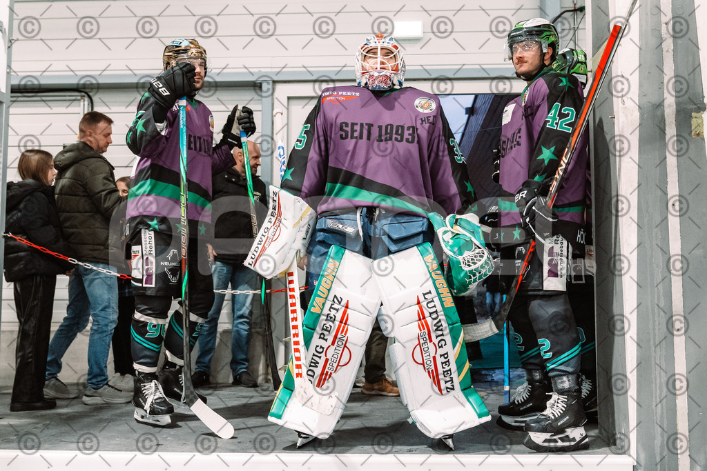 Alligators_vs_Fuessen_26.10.2025-001 | Höchstadt Alligators Fotogalerie: Eishockey-Action aus Franken. Professionelle Spielfotos, Portraits & Stadionbilder zum Download. Jetzt entdecken! - Realisiert mit Pictrs.com