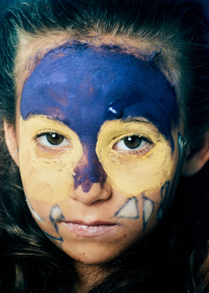 002art_Bee-Braxm_1270 | Werk aus  dem Jahr 1994   Nach einer Aktion im Ritterhausmuseum Offenburg. Kunstmaler Rainer Braxmaier und Modefotograf Wilfried Beege.