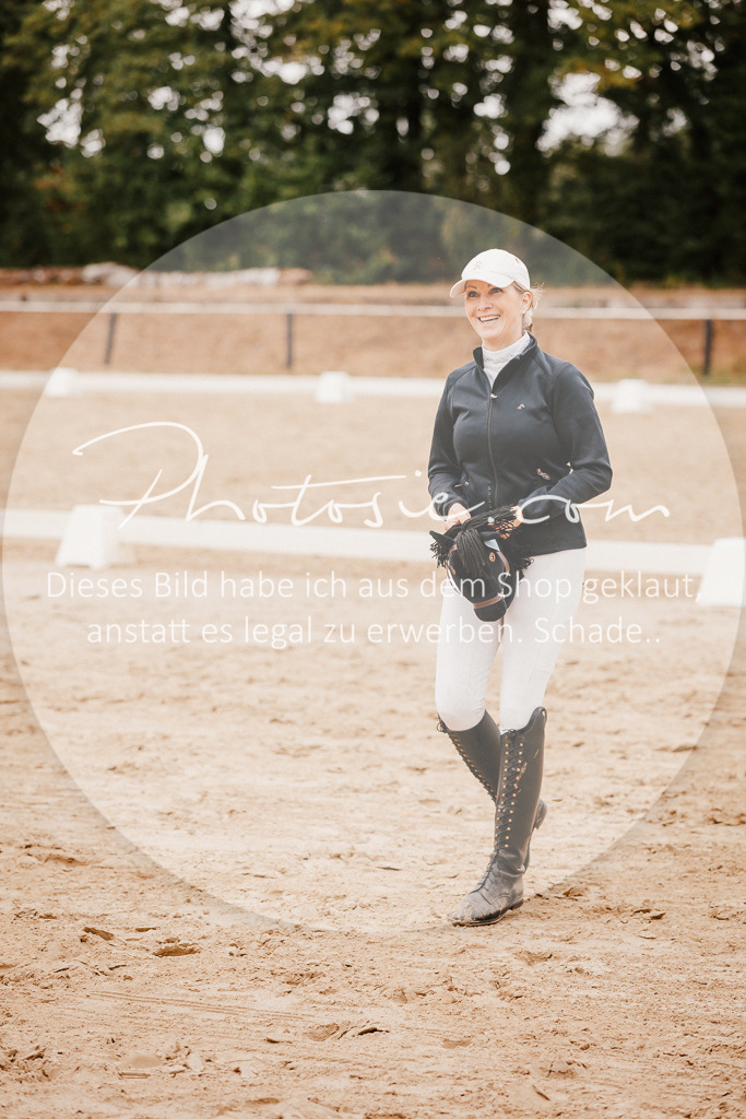 3I6A6415 | Stimmungsvolle Portraits und Reitsportfotografie im Ruhrgebiet und im Münsterland.

Pferdefotografie, Hundefotografie, Tierfotografie, Reportagen, Portraits von Tier und Mensch, Turnierfotografie in Bochum, Recklinghausen, Marl, Haltern am See, Dülmen.. - Realisiert mit Pictrs.com