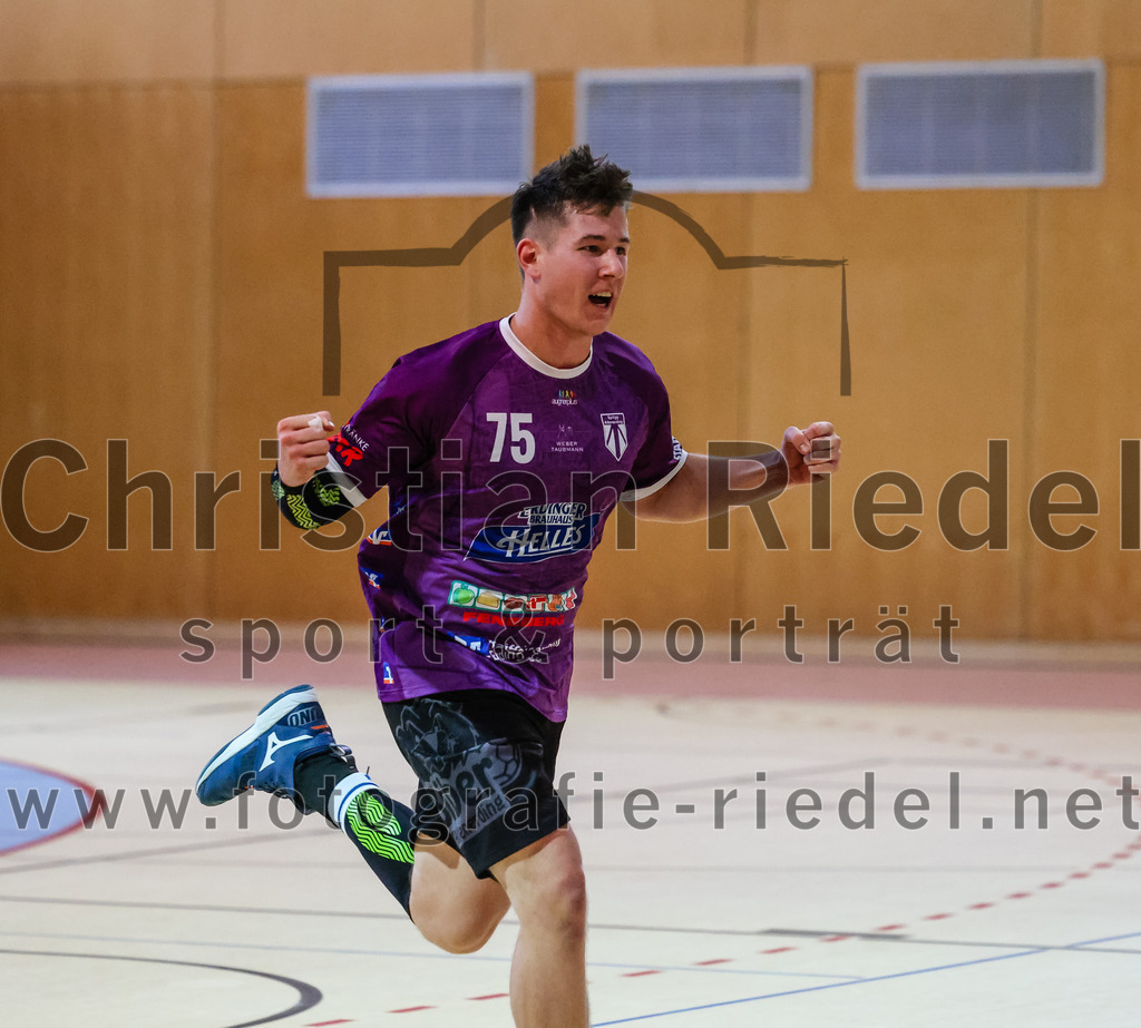 2023-10-21_034_SpVgg_Altenerding_III_gegen_TSV_Taufkirchen-Vils | Erding, Deutschland, 21.10.2023:
Handball, Bezirksklasse Männer Staffel Ost 2023 / 2024, 4. Spieltag, SpVgg Altenerding III gegen TSV Taufkirchen/Vils, Endergebnis: 27:32

Mike Göthe (SpVgg Altenerding, #75)

Foto: Christian Riedel / fotografie-riedel.net