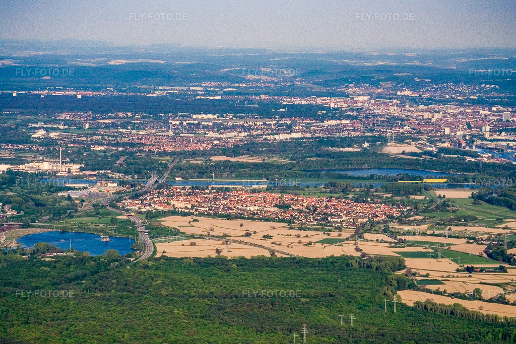 Luftbild: Ortsansicht von Westen im Ortsteil Maximiliansau in Wörth im Bundesland Rheinland-Pfalz in Deutschland. Foto: IMG_10583.jpg vom 04.05.2008 durch Werner Riehm/FLY-FOTO.de
