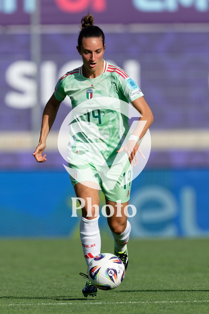 Belgium v Italy - UEFA Women's EURO 2025 Group B | SION, SWITZERLAND - JULY 3: Martina Lenzini of Italy runs with the ball during the UEFA Womens EURO 2025 Group B match between Belgium and Italy at Stade de Tourbillon on July 3, 2025 in Sion, Switzerland. (Photo by Giuseppe Velletri/Sports Press Photo/Getty Images)