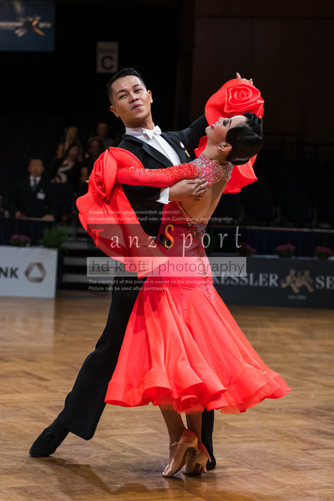 20250821_WDSF-SenI-Std-R1_4275 | Tanzsportbilder, Standardtanz, Lateintanz, WDSF, DTV, LTVB, dancecomp, goc, hessen tanzt, blaues band der spree, walzer, tango, wiener walzer, slowfox, quickstepp, samba, rumba, cha-cha-cha, paso doble. jive, hd-kroft photography, turniertanzsport