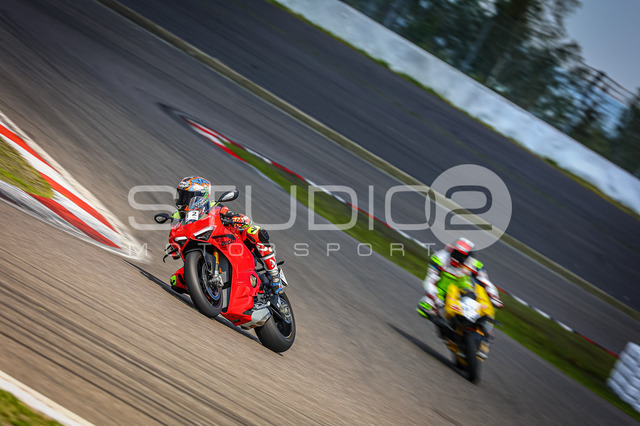 0012-240624_NR-012_12 | Deine Full-Service-Agentur für ✔️Videoproduktionen und ✔️Motorsportfotografie Jetzt Angebot anfragen!
