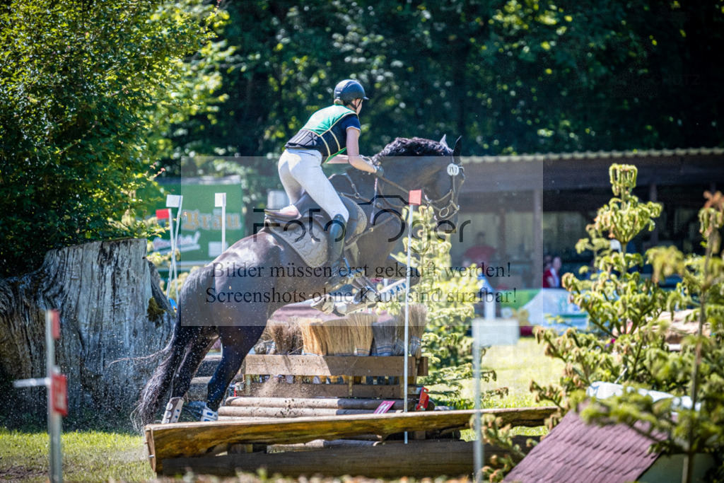 Vielseitigkeitsturnier Melle Oldendorf | Entdecke hochwertige Reitturnierfotos von Foto Oger. Professionell, emotional und authentisch – jetzt Lieblingsmomente im Shop bestellen.Deutschlandweite Turnierfotografie. - Realisiert mit Pictrs.com
