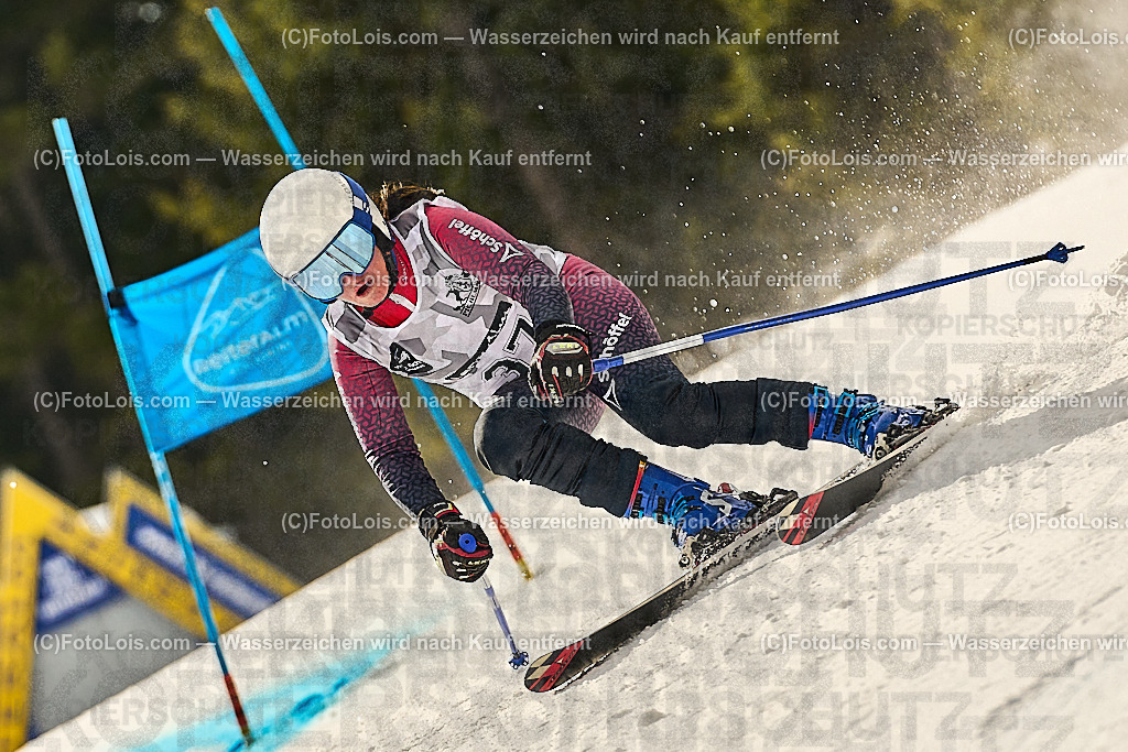 _WWO3683_MASTERS-WM_Reiteralm_CD-SG_FISCHER Sonja | FISWORLD CHAMPIONSHIPSMASTERS ALPINE SKIING, 23. – 28. MÄRZ 2026 - REITERALM | STMK | AUT.   Veranstaltet vom Masters-Referat des Deutschen Skiverbandes (DSV). Durchführende Organisation: WSV Pichl-Reiteralm, unterstütutzt von den Bergbahnen REITERALM bei Schladming und SKI AUSTRIA.                            Disziplinen:  Super-G, GiantSlalom, Slalom.                                                 Kategorien:  A (Herrn 30-59 Jahre), B (Herrn ab 60 Jahre), C (Damen 30-59 Jahre), D (Damen ab 60 Jahre).                Rennstrecken:   Gasselhöhe und Muldenliftpiste auf der Reiteralm.