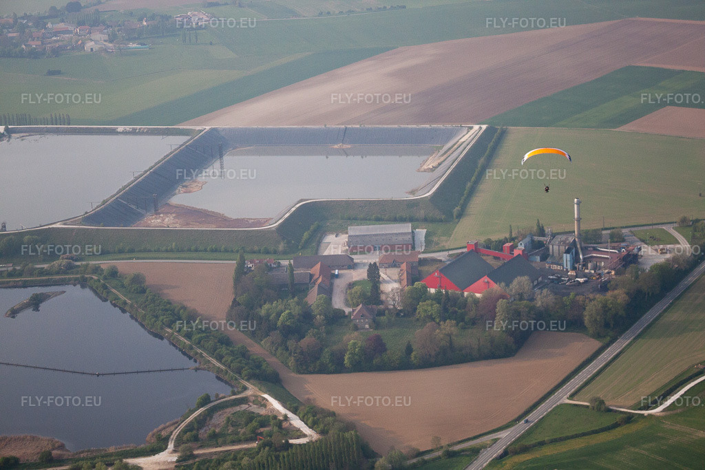 Vue aérienne: Vue de la ville à Boiry-Sainte-Rictrude dans le département Pas de Calais, France. Photo: IMG_40083.jpg prise le 17/04/2011 par Werner Riehm/FLY-FOTO.eu – Résolution de l'original: 4752 x 3168 px
