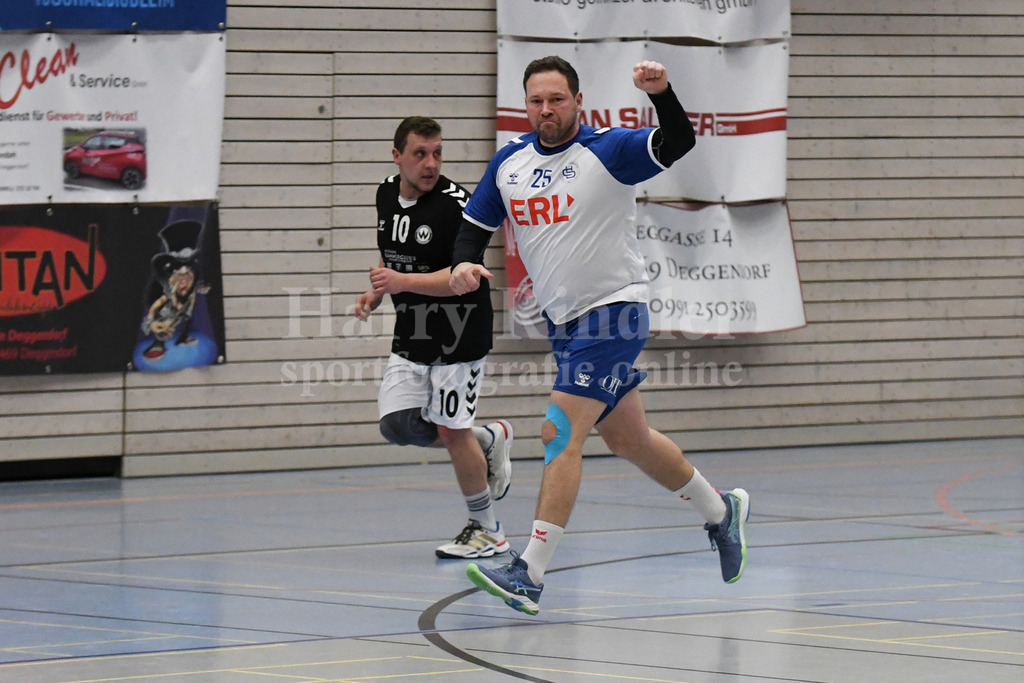 HC Deggendorf : Burghausen II | Peter Gasz ( HC Deggendorf #25) - Realisiert mit Pictrs.com