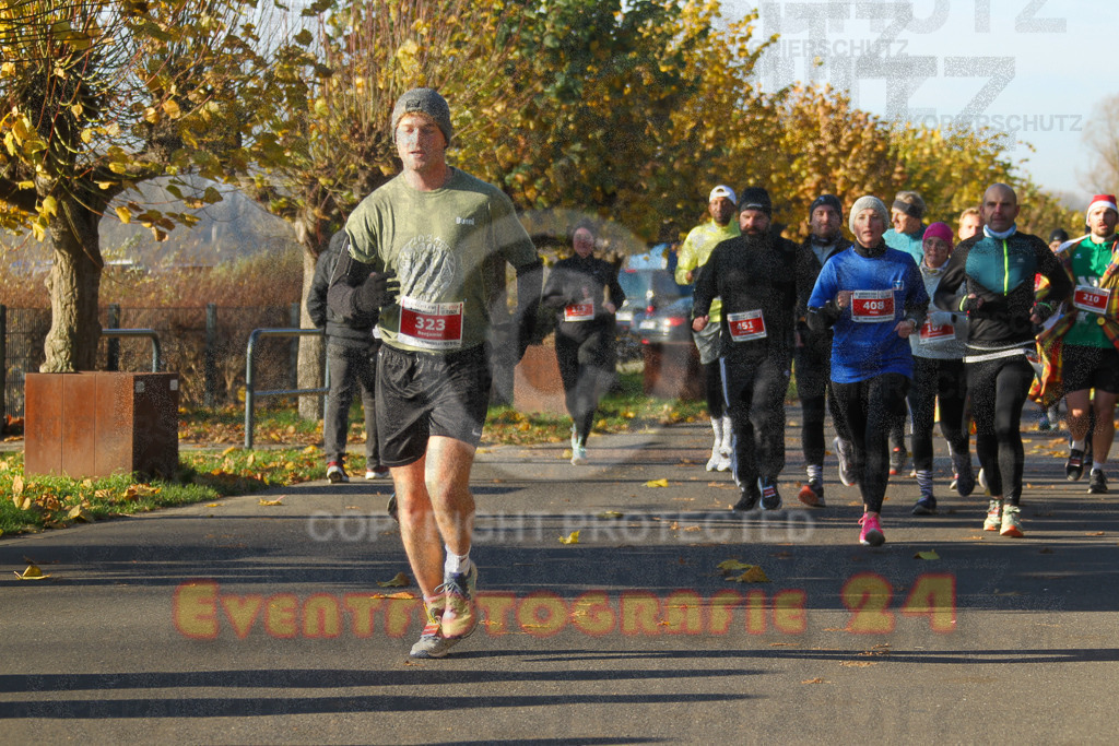 241201_1145_EV4_1667 | Sportfotografie im Rhein-Sieg Kreis, Köln, Bonn, NRW, Rheinland Pfalz, Hessen, etc. Unser Tätigkeitsfeld umfasst den Laufsport vom Volkslauf über den Marathon, Duathlon, Triathon bis zum Ultralauf wie Kölnpfad Ultra oder Schindertrail.