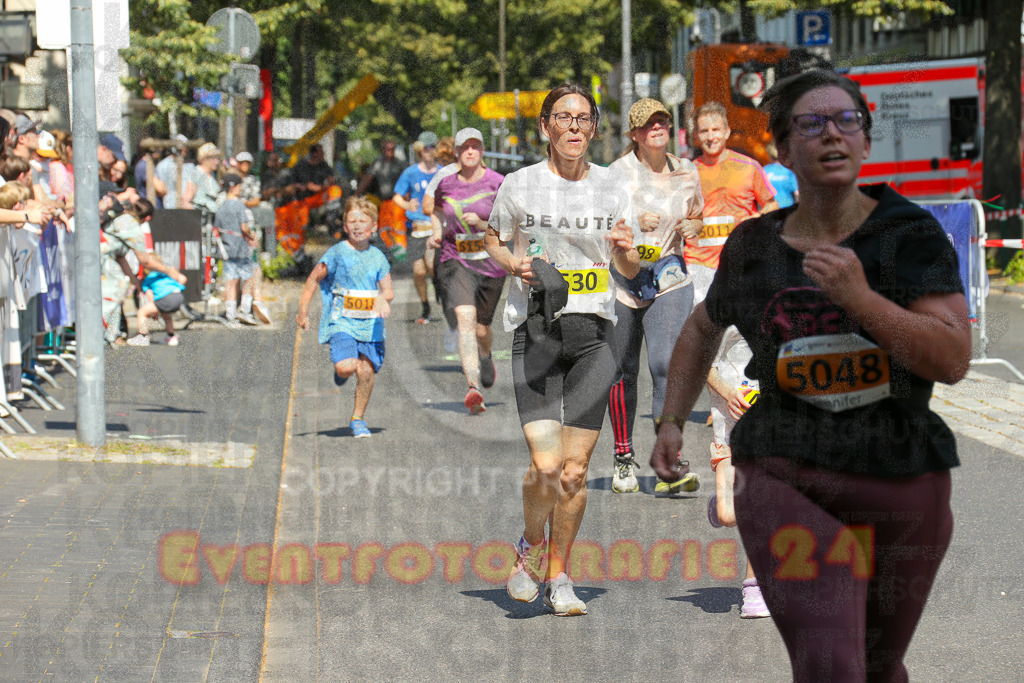 250621_1051_EX1_2909 | Sportfotografie im Rhein-Sieg Kreis, Köln, Bonn, NRW, Rheinland Pfalz, Hessen, etc. Unser Tätigkeitsfeld umfasst den Laufsport vom Volkslauf über den Marathon, Duathlon, Triathon bis zum Ultralauf wie Kölnpfad Ultra oder Schindertrail.