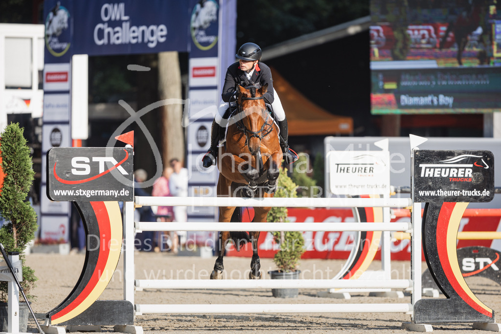 230910_OWLCh_Youngster8y-831 | Deine schönsten Turniermomente als professionelle Fotos! Entdecke hochwertige Pferdesport-Fotografie im Online-Shop. Jetzt Fotos finden & bestellen!