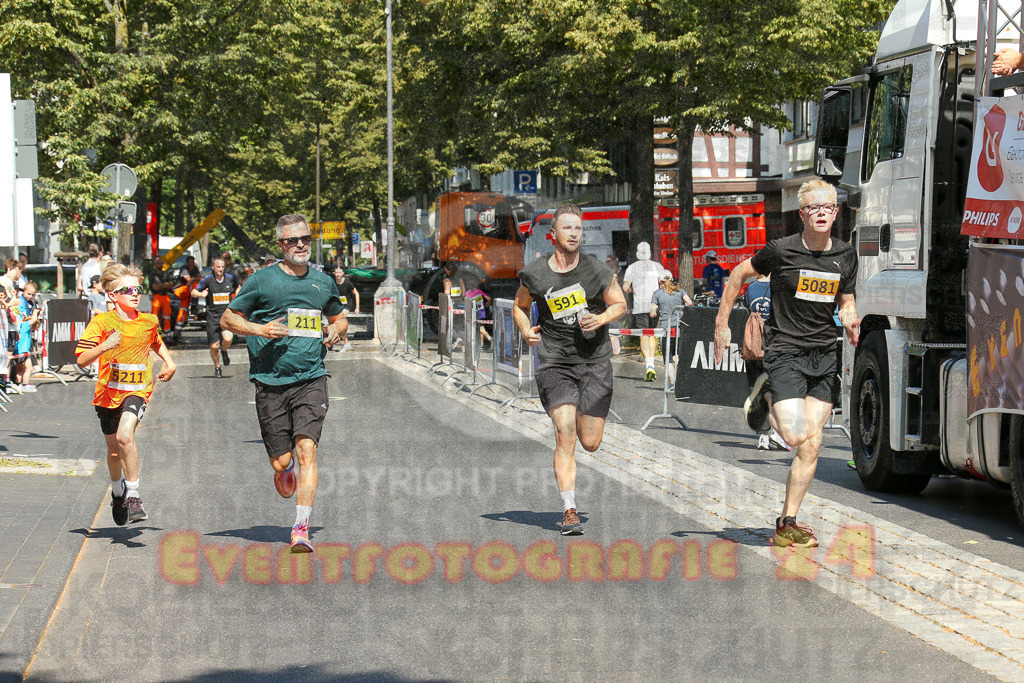 250621_1046_EX1_2463 | Sportfotografie im Rhein-Sieg Kreis, Köln, Bonn, NRW, Rheinland Pfalz, Hessen, etc. Unser Tätigkeitsfeld umfasst den Laufsport vom Volkslauf über den Marathon, Duathlon, Triathon bis zum Ultralauf wie Kölnpfad Ultra oder Schindertrail.