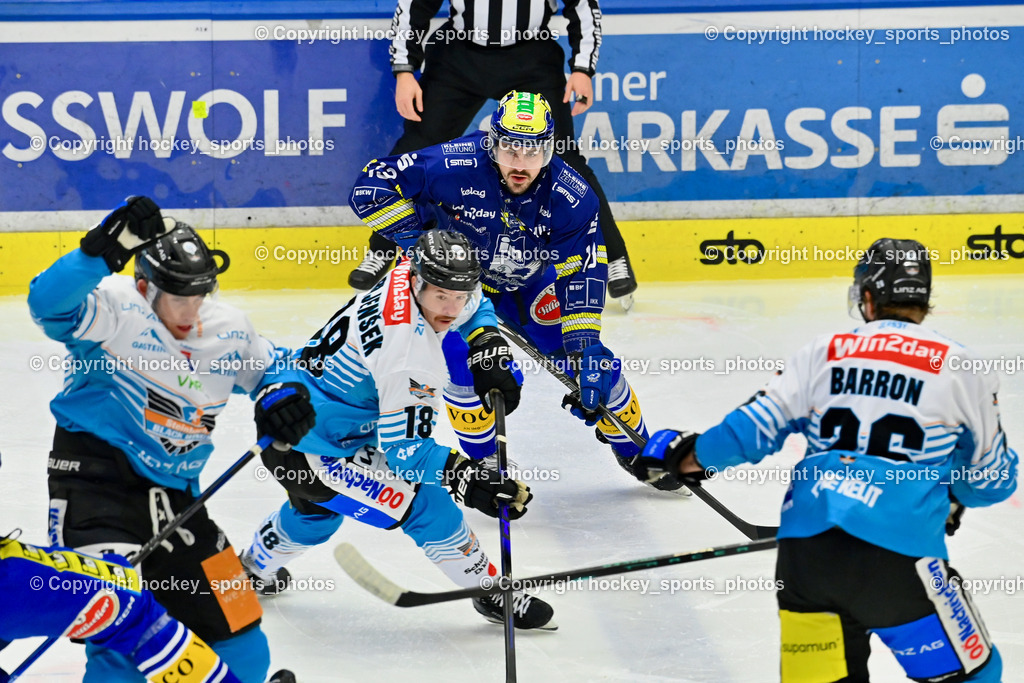 EC IDM WÄRMEPUMPEN VSV vs. Steinbach Black Wings Linz | #18 Ken Ograjensek Black Wings Linz, #13 Adam Helewka EC VSV, EC IDM WÄRMEPUMPEN VSV vs. Steinbach Black Wings Linz, EC IDM WÄRMEPUMPEN VSV vs. Steinbach Black Wings Linz am 28.11.2025 in Villach (Stadthalle Villach), Austria, (Photo by Bernd Stefan)