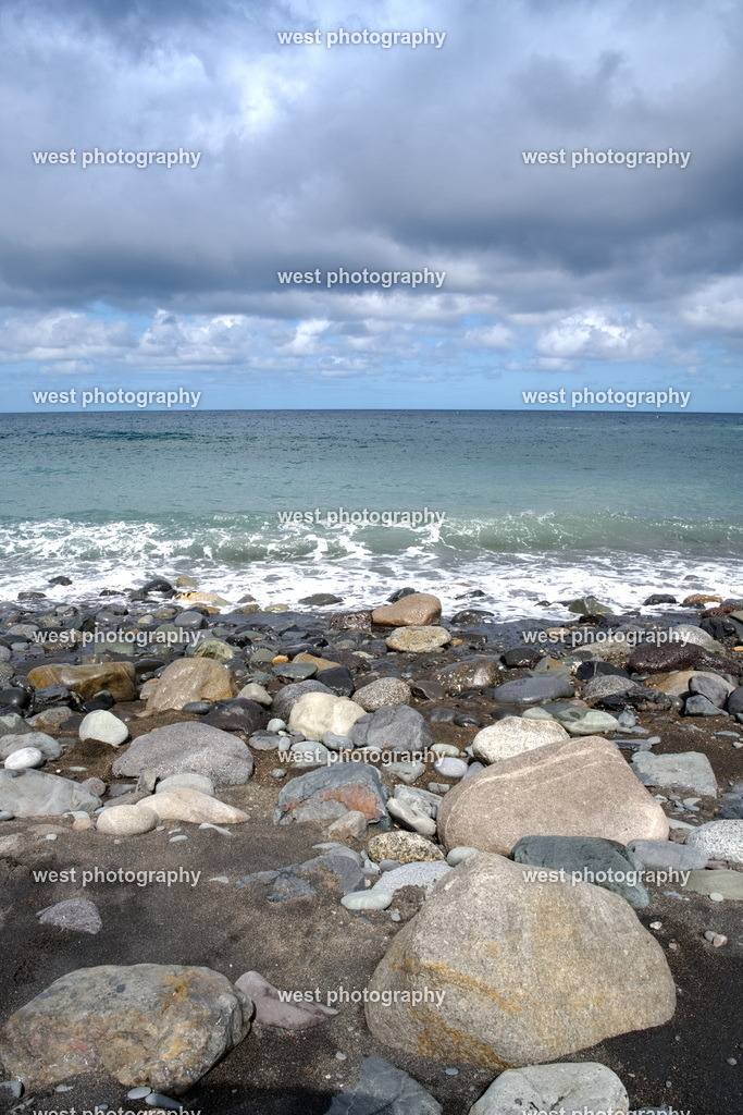 Stone Beach 2 - ESP 2024 | west photography - Realisiert mit Pictrs.com