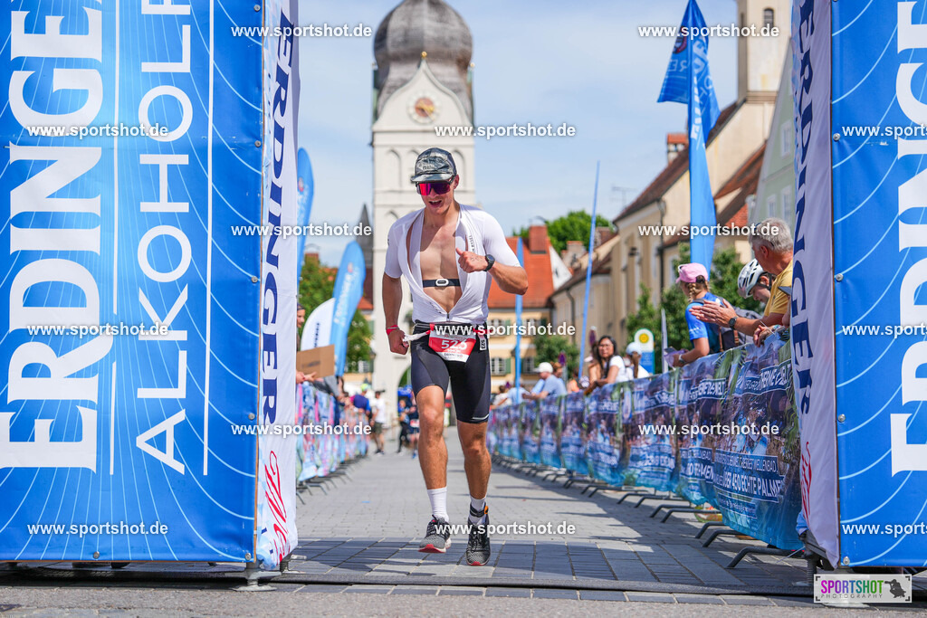 DSC05257 | Stadttriathlon Erding 2025. #yourpictrs #sportshot_your_pictrs @Sportshotphotography #stadttriathlonerding Copyright: www.sportshot.de