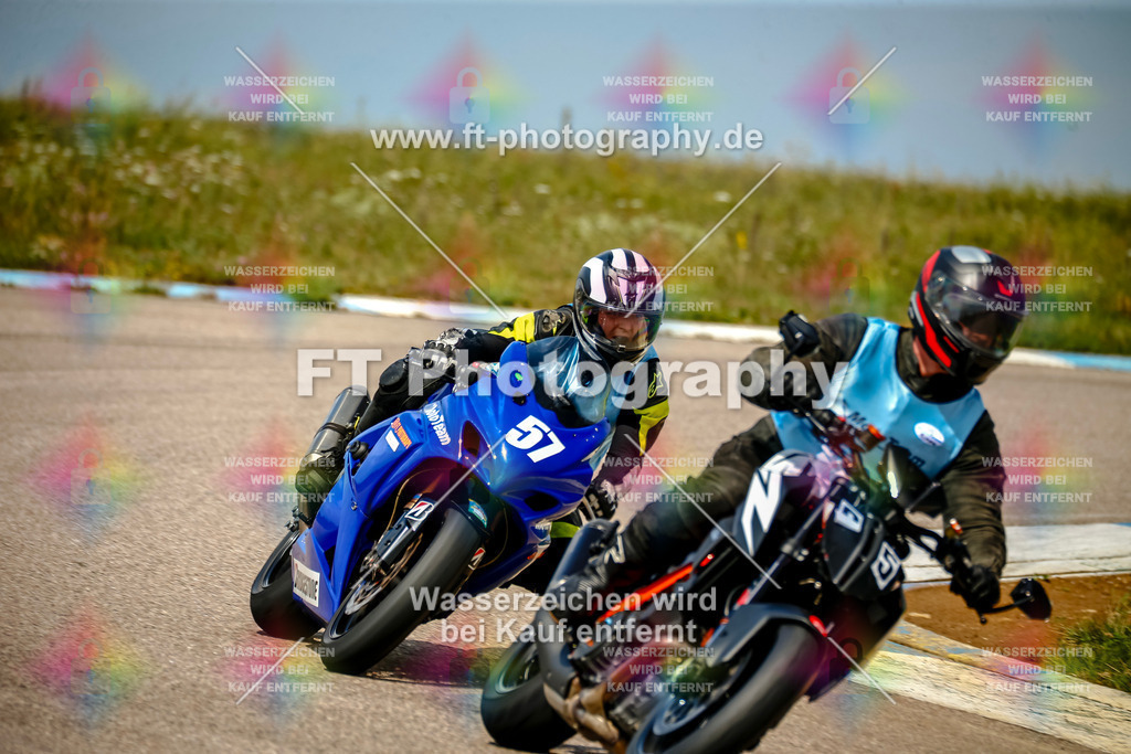 Chambley Juli-2904 | Hier findet Ihr Bilder von Touristenfahrten auf der Nürburgring Nordschleife oder von anderen Veranstaltungen die ich besucht habe. Viel Spass beim Durch Schauen 