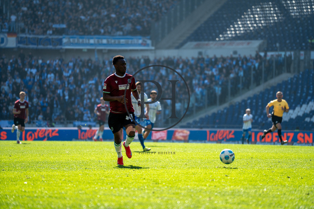 Hannover 96 vs 1. FC Magdeburg – 2. Bundesliga – 29.03.2025 | Szene aus dem 2. Bundesliga-Spiel des 27. Spieltags zwischen Hannover 96 und dem 1. FC Magdeburg am 29. März 2025 in der Heinz von Heiden Arena in Hannover. Endstand: 0:0. Fotografiert von Philipp Heist. - Realisiert mit Pictrs.com