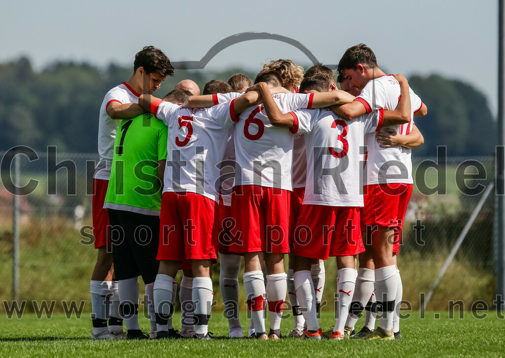 2023-09-17_008_SG_Anzing-Parsdorf_II_gegen_TSV_Zorneding_II | Anzing, Deutschland, 17.09.2023:
Fußball, A-Klasse 2023 / 2024, 5. Spieltag, Endergebnis: 1:1

Torwart Tobias Stocker (TSV Zorneding, #1), Clemens Holzmann (TSV Zorneding, #5), Paul Freihaut (TSV Zorneding, #6), Qasem Hantash (TSV Zorneding, #3)

Foto: Christian Riedel / fotografie-riedel.net