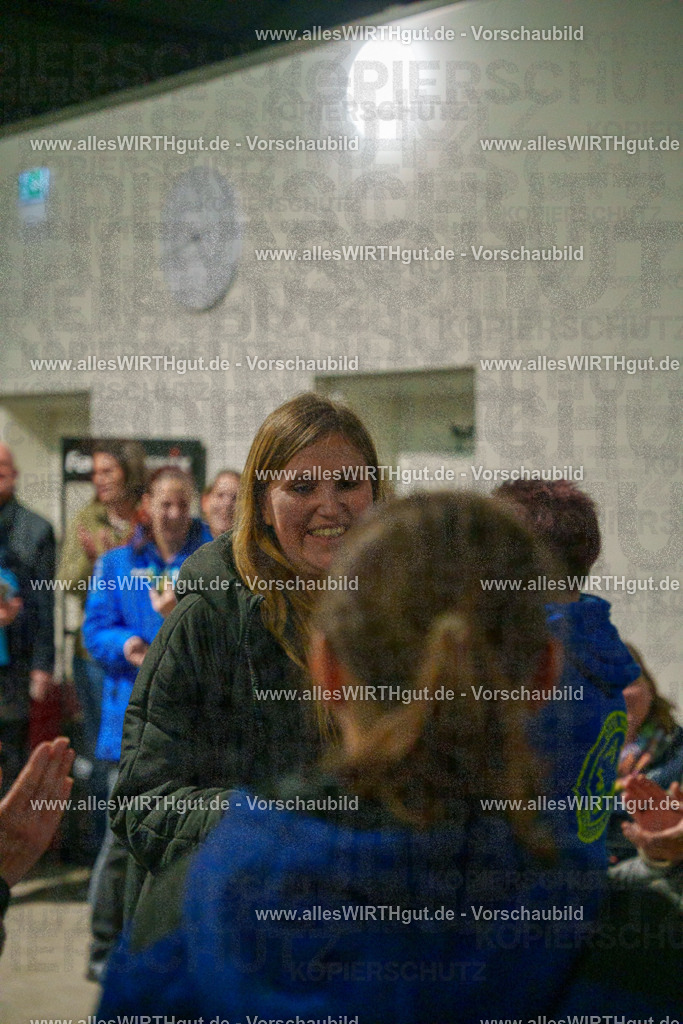 7R504905 | Professionelle Tierfotografie in Mönchengladbach von Daniel Wirth (allesWIRTHgut). Liebevolle & natürliche Bilder von Hunden & Katzen für unvergessliche Erinnerungen.