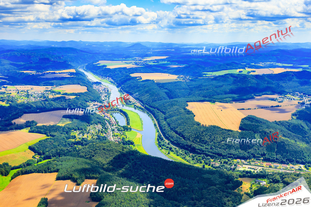 Die Luftaufnahme Prossen - Porschdorf wurde vom UL-Flugzeug (keine Drohne) aus fotografiert.Hohe Druck- Auflösung-die Geschenkidee!