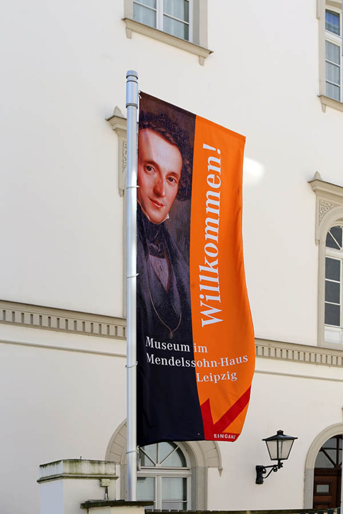 Bildlexikon Leipzig - Mendelssohn-Haus | Das Team hinter BILDLEXIKON LEIPZIG bündelt historische wie aktuelle Informationen über die Stadt Leipzig in Text und Bild auf einer Plattform und stellt diese der interessierten Öffentlichkeit zur Verfügung.