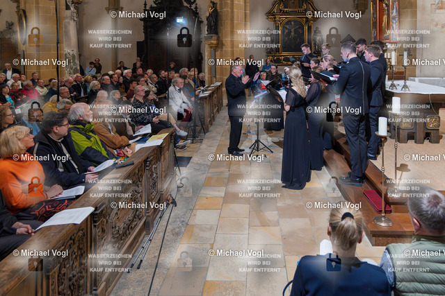 TAM25_K.07__Michael-Vogl_057_5428 | Tage Alter Musik Regensburg K.07 Nachtkonzert Dominikanerkirche St. Blasius Tenebrae Choir (Großbritannien) Palestrina 500 – a cappella Nigel Short Leitung Foto: Michael Vogl