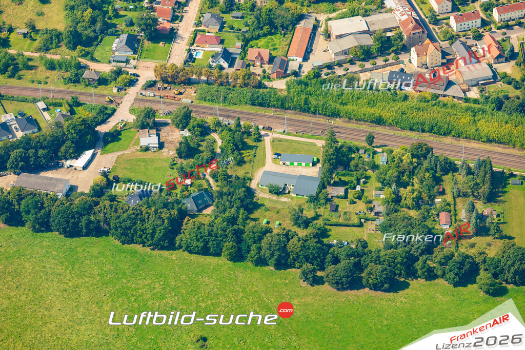 Luftbild der Stadt Osterburg - Die Luftaufnahme wurde 2025 vom UL-Flugzeug heraus erstellt ( keine Drohne ) - Hochauflösende Luftaufnahme - für professionelle Ausdrucke geeignet. Die Geschenkidee !Hier alle&nbsp;Infos zur Lizenzierung der LuftaufnahmeWir fliegen auch dieses Jahr wieder in Ihre Region um Luftbilder zu erstellen.- Luftbild anfragen