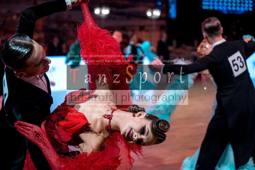 20251214_Baltic-Trophy_2492-2 | Tanzsportbilder, Standardtanz, Lateintanz, WDSF, DTV, LTVB, dancecomp, goc, hessen tanzt, blaues band der spree, walzer, tango, wiener walzer, slowfox, quickstepp, samba, rumba, cha-cha-cha, paso doble. jive, hd-kroft photography, turniertanzsport