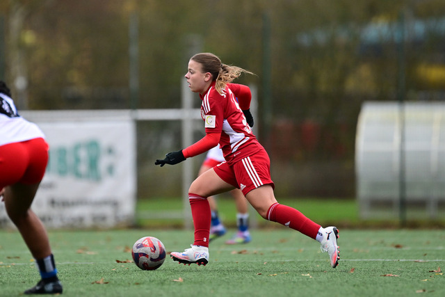 Fußball I Juniorinnen I Saison 2025-2026 I Regionalliga Nord I 7. Spieltag I Hamburger SV U17 - SpVg Aurich U17 I 03247 | Der Sportfotograf. - Realisiert mit Pictrs.com