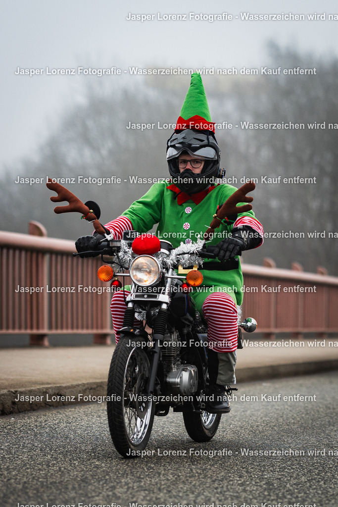 X-Mas Ride I Kiel I 2025 | Jasper Lorenz Fotografie - Realisiert mit Pictrs.com