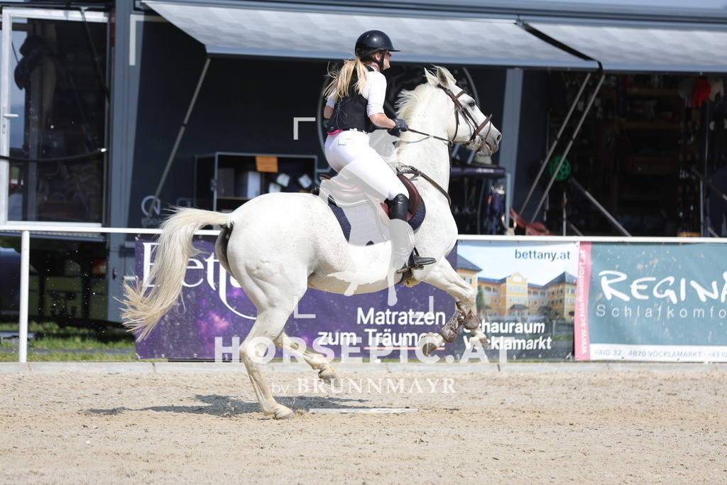 0P6A0669 | Willkommen bei Brunnmayr - Design & Fotografie – Ihrem Spezialisten für Reitturniere und Pferdeveranstaltungen in Oberösterreich, Salzburg und Bayern! Seit über 17 Jahren sind wir leidenschaftlich dabei.
