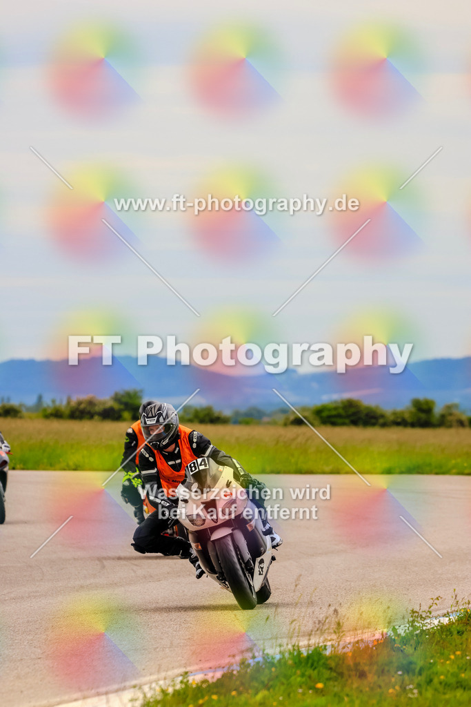 MotoTeam-2905 | Hier findet Ihr Bilder von Touristenfahrten auf der Nürburgring Nordschleife oder von anderen Veranstaltungen die ich besucht habe. Viel Spass beim Durch Schauen 