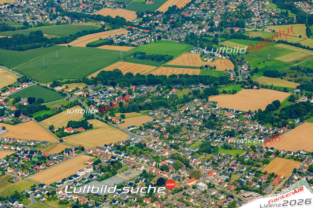 Herringhausen Hiddenhausen Bild- Das Luftbild wurde 2025 vom UL-Flugzeug heraus erstellt ( keine Drohne bzw. Drohnenaufnahme ) - Hochauflösende Luftaufnahme -Nicht vergleichbar mit Google Maps oder Satelittenbilder- Die Geschenkidee !Mit Lizenz und Bildrechte bestellbar - CC