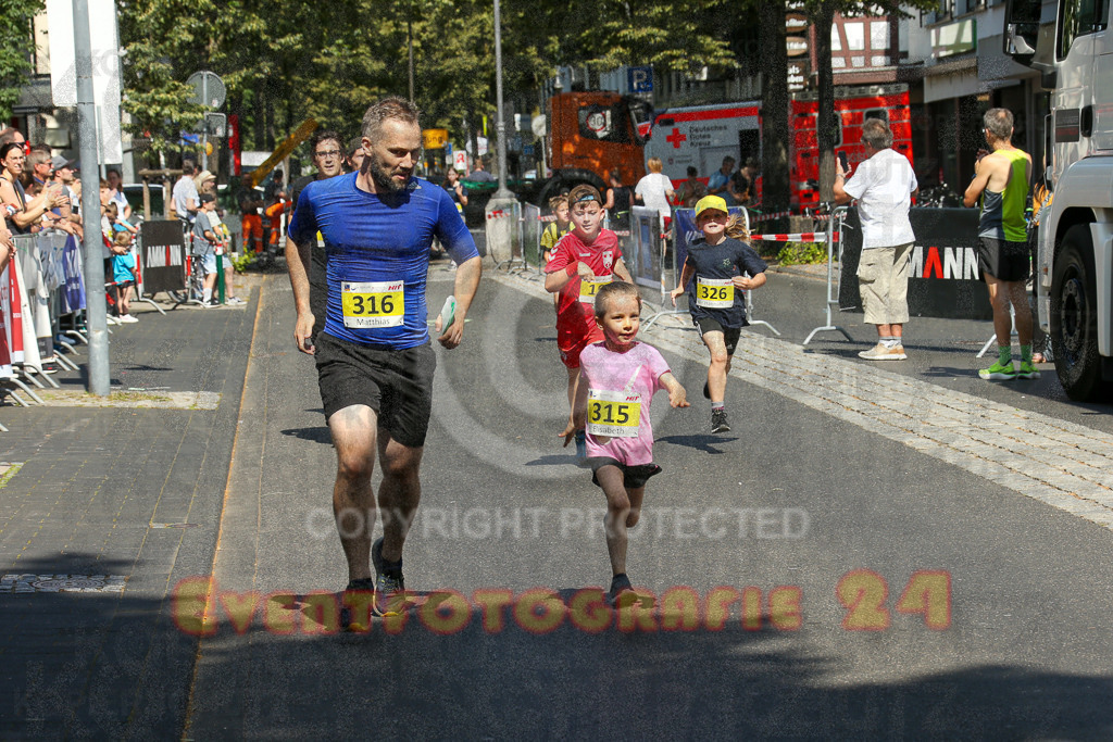 250621_1046_EX1_2512 | Sportfotografie im Rhein-Sieg Kreis, Köln, Bonn, NRW, Rheinland Pfalz, Hessen, etc. Unser Tätigkeitsfeld umfasst den Laufsport vom Volkslauf über den Marathon, Duathlon, Triathon bis zum Ultralauf wie Kölnpfad Ultra oder Schindertrail.