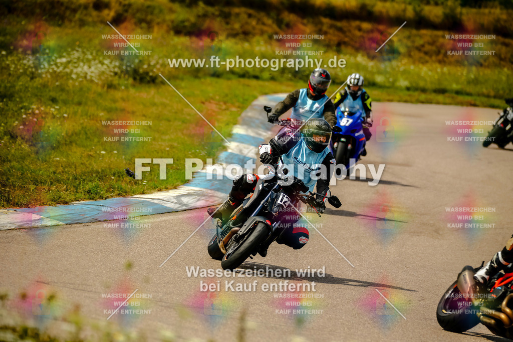 Chambley Juli-2947 | Hier findet Ihr Bilder von Touristenfahrten auf der Nürburgring Nordschleife oder von anderen Veranstaltungen die ich besucht habe. Viel Spass beim Durch Schauen 