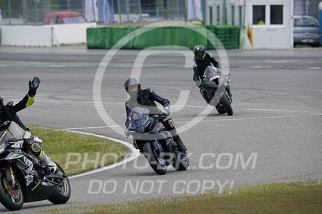 2023_04_25_PBK_23972 | Sportfotografie; SlowMotion; Video; Rennstrecke; Hafeneger; Speer; Racing; RSE; BMW; CBO; Trackday; Motorsportarena; Hockenheimring; Brno; Most; Barcelona; Valencia