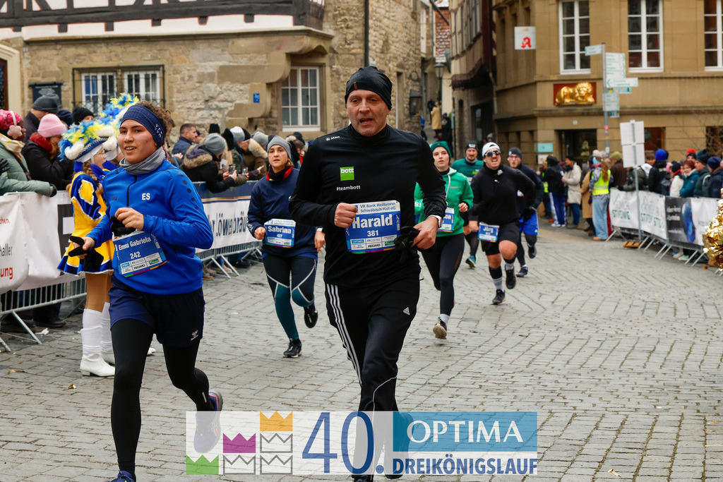 VR Bank Hauptlauf 10km | 40. Optima 3koenigslauf 2026 - Realisiert mit Pictrs.com