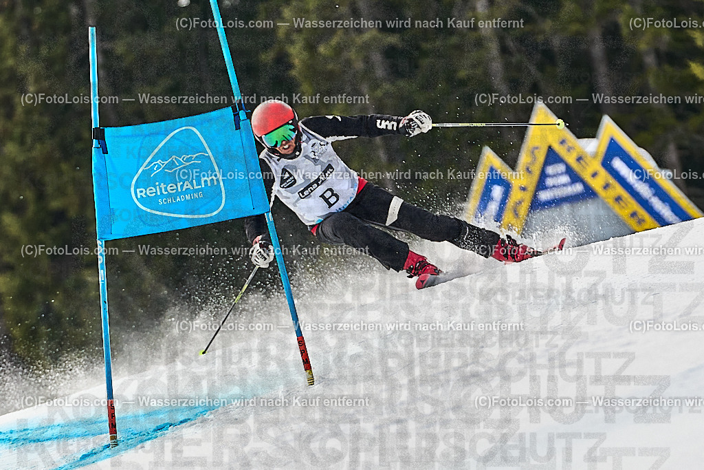 _WWO2977_MASTERS-WM_Reiteralm_CD-SG_Vorlaeufer | FISWORLD CHAMPIONSHIPSMASTERS ALPINE SKIING, 23. – 28. MÄRZ 2026 - REITERALM | STMK | AUT.   Veranstaltet vom Masters-Referat des Deutschen Skiverbandes (DSV). Durchführende Organisation: WSV Pichl-Reiteralm, unterstütutzt von den Bergbahnen REITERALM bei Schladming und SKI AUSTRIA.                            Disziplinen:  Super-G, GiantSlalom, Slalom.                                                 Kategorien:  A (Herrn 30-59 Jahre), B (Herrn ab 60 Jahre), C (Damen 30-59 Jahre), D (Damen ab 60 Jahre).                Rennstrecken:   Gasselhöhe und Muldenliftpiste auf der Reiteralm.