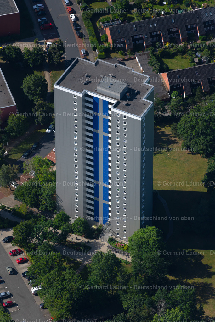 4035061 | BRAUNSCHWEIG 31.07.2020 Hochhaus- Gebäude im Wohngebiet an der Straße Sielkamp im Ortsteil Nordstadt in Braunschweig im Bundesland Niedersachsen, Deutschland. // High-rise building in the residential area in Brunswick in the state Lower Saxony, Germany. Foto: Gerhard Launer