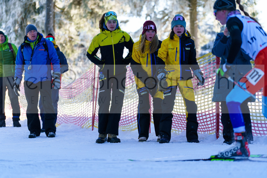 DSC Oberwiesenthal | Vom 19. - 21. Januar fand in der Sparkassen-Skiarena Oberwiesenthal der DSV E.INFRA Schülercup Biathlon statt.