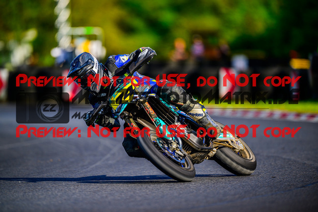 MaZZes_FotoMatrix_240510_6007705_7773 | S3