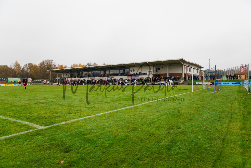 Westfalenpokal, Viertelfinale, Saison 2025/2026: 1. FC Gievenbeck - SC Verl | Westfalenpokal, Viertelfinale, Saison 2025/2026, 1. FC Gievenbeck empfängt SC Verl im Sportpark Gievenbeck in Münster. Foto: sportfotografie.ms | Markus Paletta - Realisiert mit Pictrs.com
