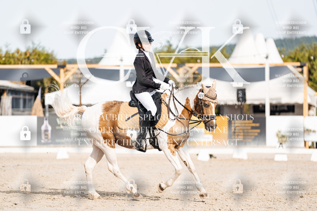 CK904815 | Turnierfotografie Pferdefotografie Trier Rheinland-Pfalz Pferdesport Reitsport Tierfotografie Sportfotografie Pferdevideo Pferdevideografie Equestrianvideography equestrianphotography  - Realisiert mit Pictrs.com