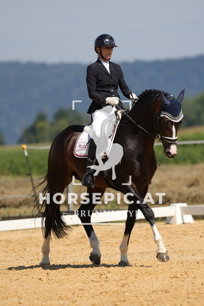 0P6A9654 | Willkommen bei Brunnmayr - Design & Fotografie – Ihrem Spezialisten für Reitturniere und Pferdeveranstaltungen in Oberösterreich, Salzburg und Bayern! Seit über 17 Jahren sind wir leidenschaftlich dabei.