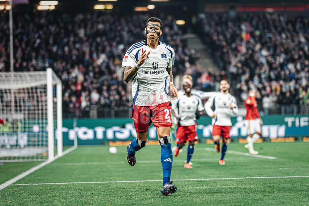 Fußball | Männer | Saison 2024/2025 | 2. Fußball-Bundesliga | 23. Spieltag | Hamburger SV vs. 1. FC Kaiserslautern | 21.02.2025 | Torjubel von Davie Selke (#27, HSV)