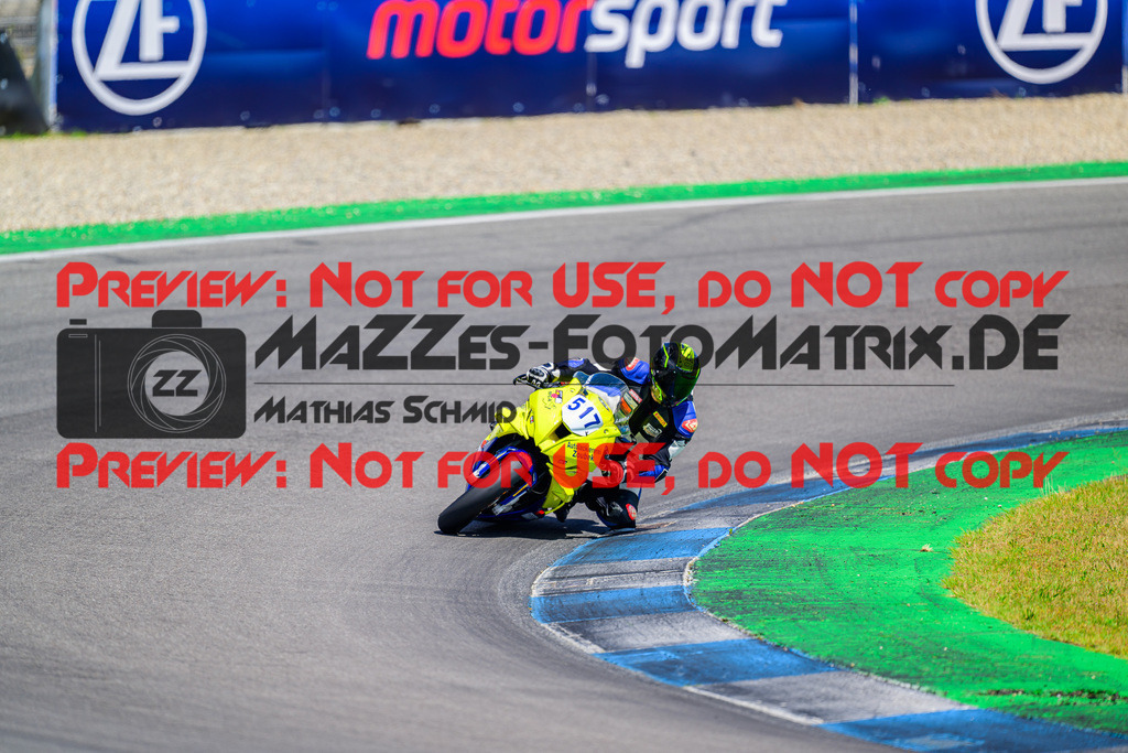 MaZZes_FotoMatrix_240615_1029 | WEISS