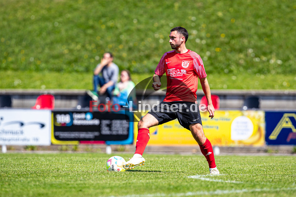 TSV Peißenberg vs Lenggrieser SC | Abstiegs Qualifikationsrunde Kreisliga Gruppe C, TSV Peißenberg vs Lenggrieser SC, 20240504,
Andreas HETT (TSVP 20) in Aktion,
2024-05-04 in Peißenberg (Sportplatz Peißenberg)
Andreas HETT (TSVP 20)
Copyright: WolfgangxLindner www.foto-lindner.de