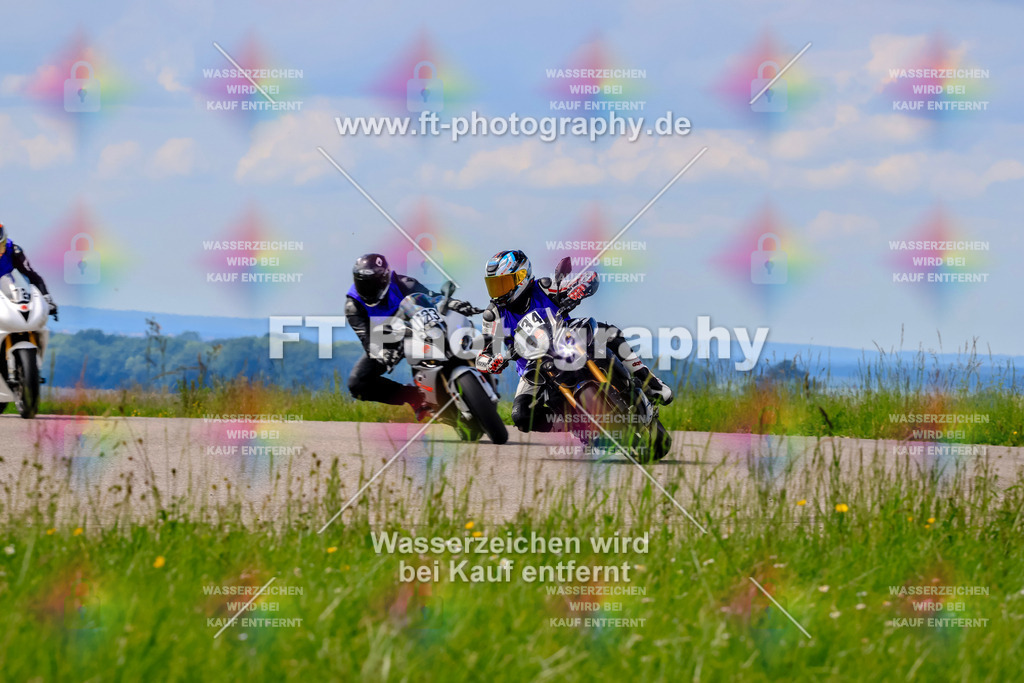 MotoTeam-0810 | Hier findet Ihr Bilder von Touristenfahrten auf der Nürburgring Nordschleife oder von anderen Veranstaltungen die ich besucht habe. Viel Spass beim Durch Schauen 