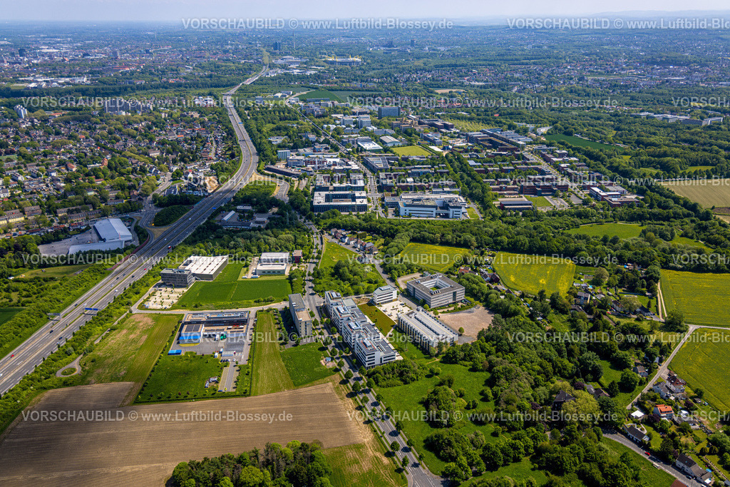 Dortmund230504499 | Luftbild, TU Technische Universität Dortmund, Technologiezentrum (TZDO), Weißes Feld, Dr. Ausbüttel & Co. GmbH Medizintechnik,  Büroquartier Sebrathweg, Amevida SE, Jungheinrich Vertrieb Deutschland AG, roTeg AG, Autobahn A40, Blick nach Dortmund, Eichlinghofen, Dortmund, Ruhrgebiet, Nordrhein-Westfalen, Deutschland